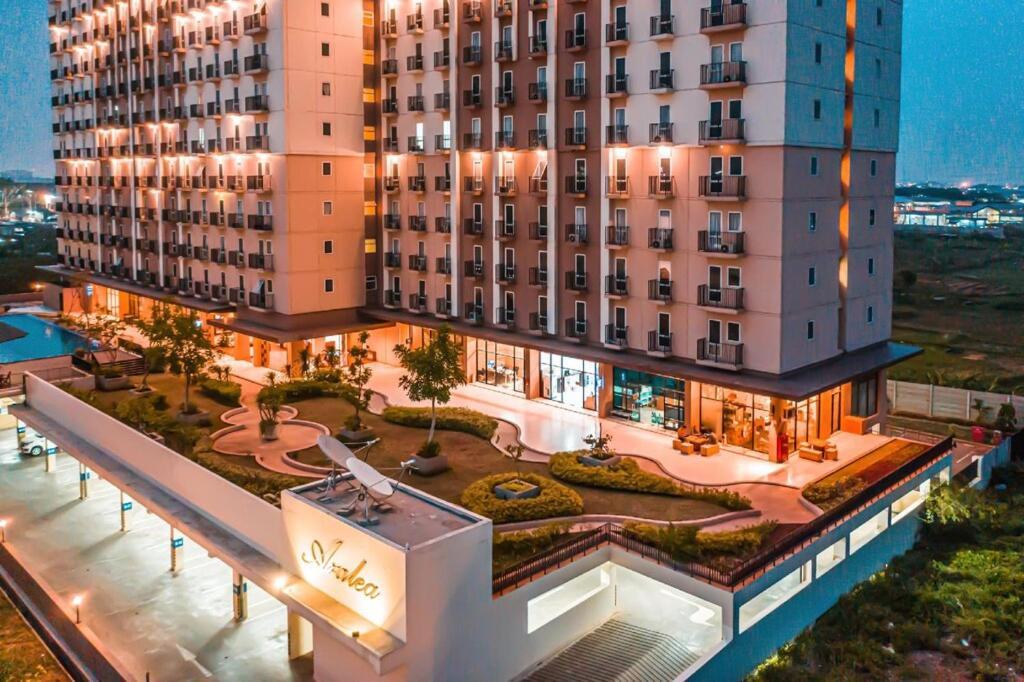 Azalea Suites Cikarang By Jayakarta Group Экстерьер фото